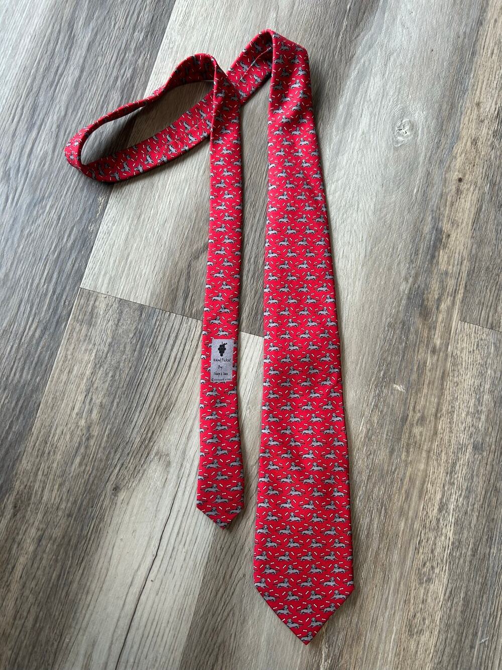 Vineyard Vines Shep's Pick100%Silk Tie Red DogBone Pattern HandPicked USA preppy